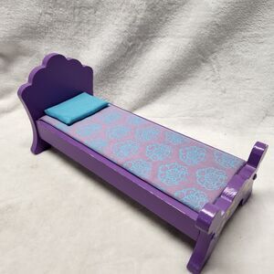 Kidkraft Doll House Wooden Purple and Blue Bed 11" Princess Theme